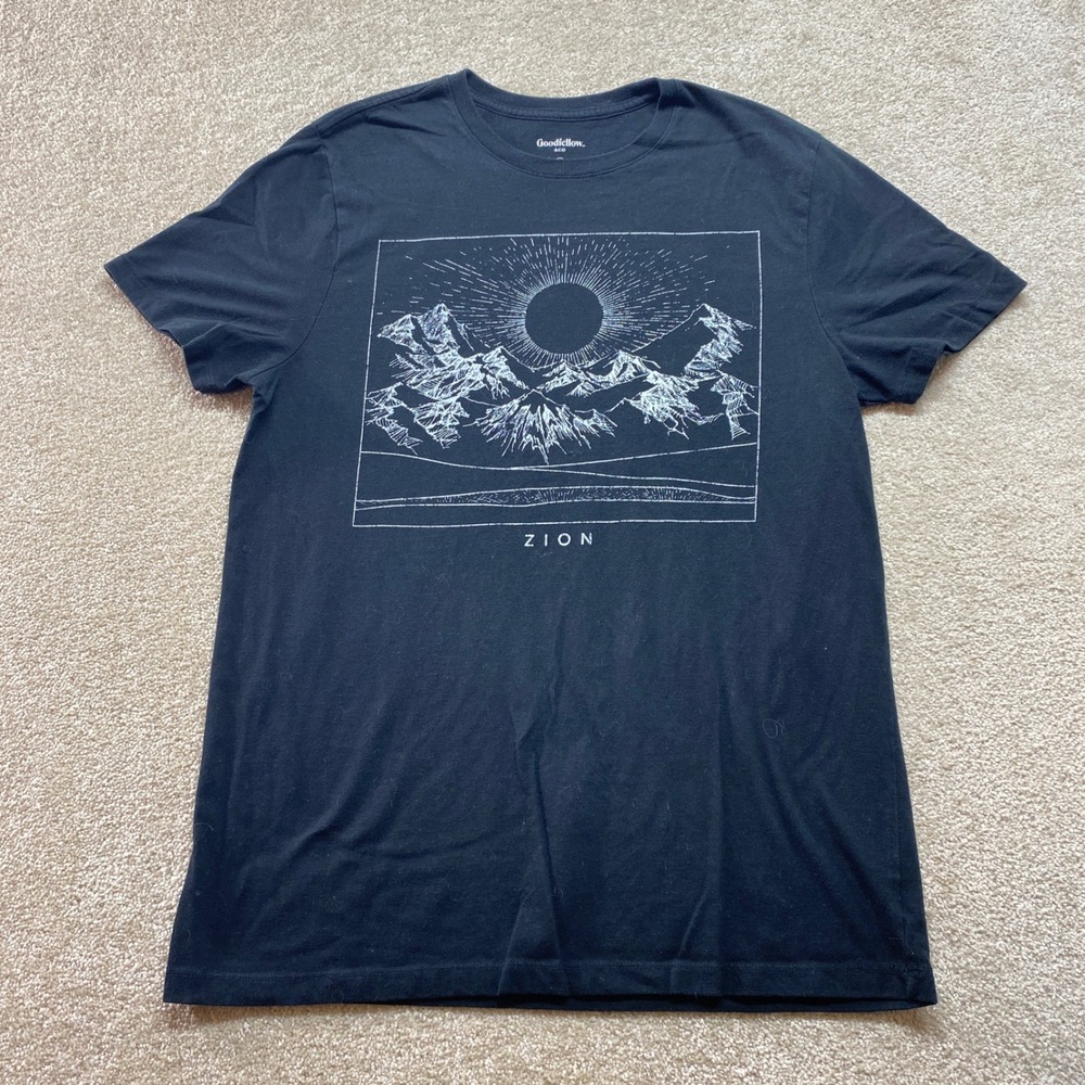 Goodfellow & Co‎ Shirt Mens Medium Black Zion Mountain Graphic Tee
